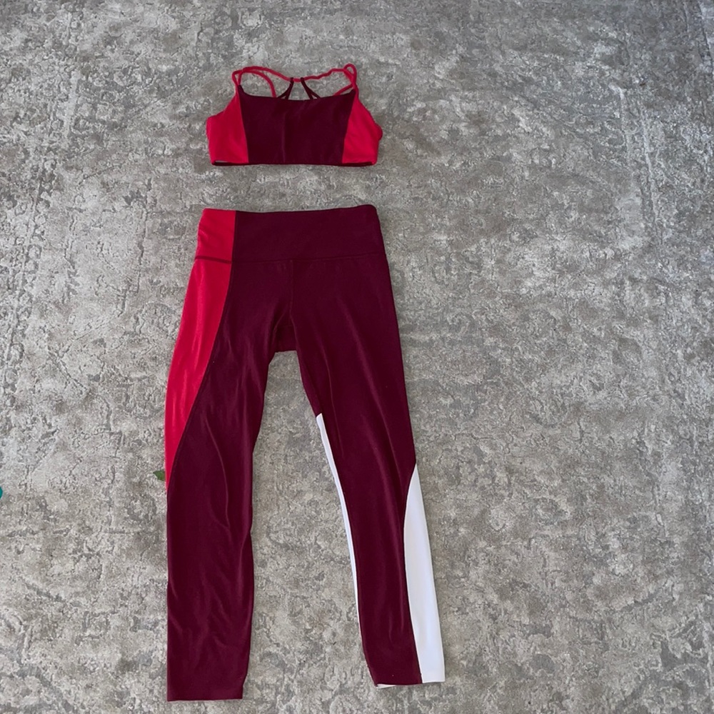 Athleta matching pilates/yoga outfit